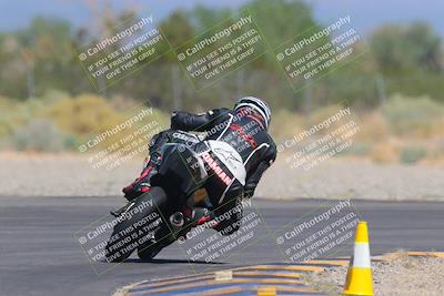 media/Sep-25-2023-Moto Forza (Mon) [[81ffa65e0a]]/B-C Group/Session 4 (Turn 2 Backside)/